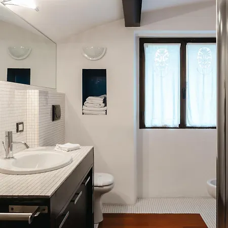 Apartment San Massimo Turin